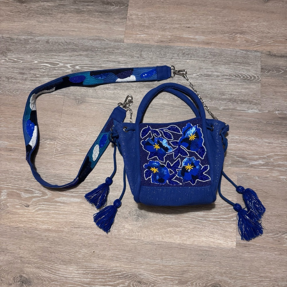AMERICA & BEYOND Blue Floral Beaded and Embroidered Purse